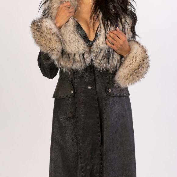 Hoss Couture Black Brick Italian Lamb w/Studs & Crystal w/Badger Fur & Goat Trim - Picture 4 of 14